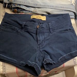 Hollister short-short low rise size 1 blue shorts